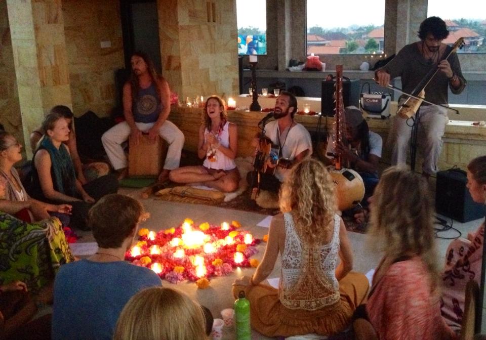 Kirtan and devotional music together