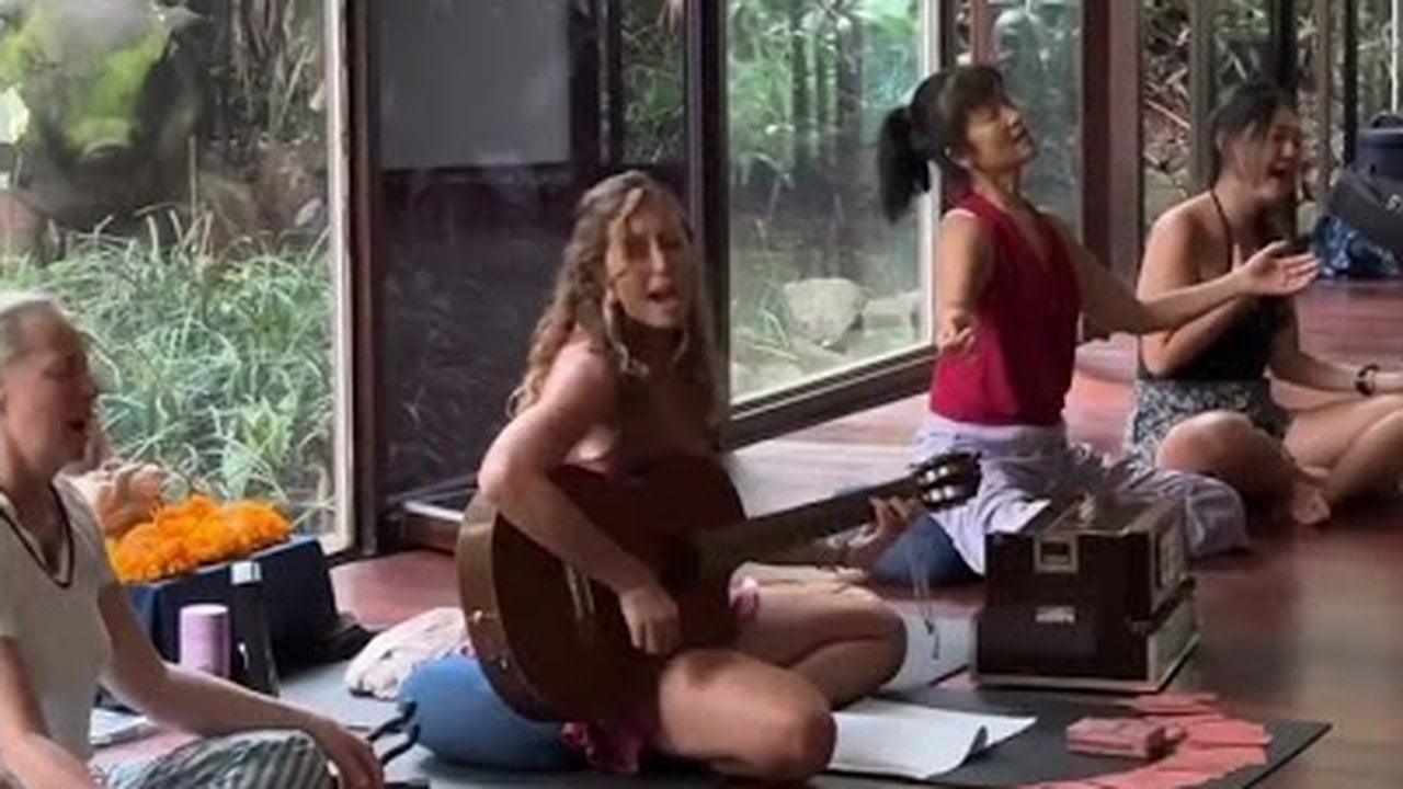 Francie La Flow leading a live Vocal Activation class at The Yoga Barn, Ubud
